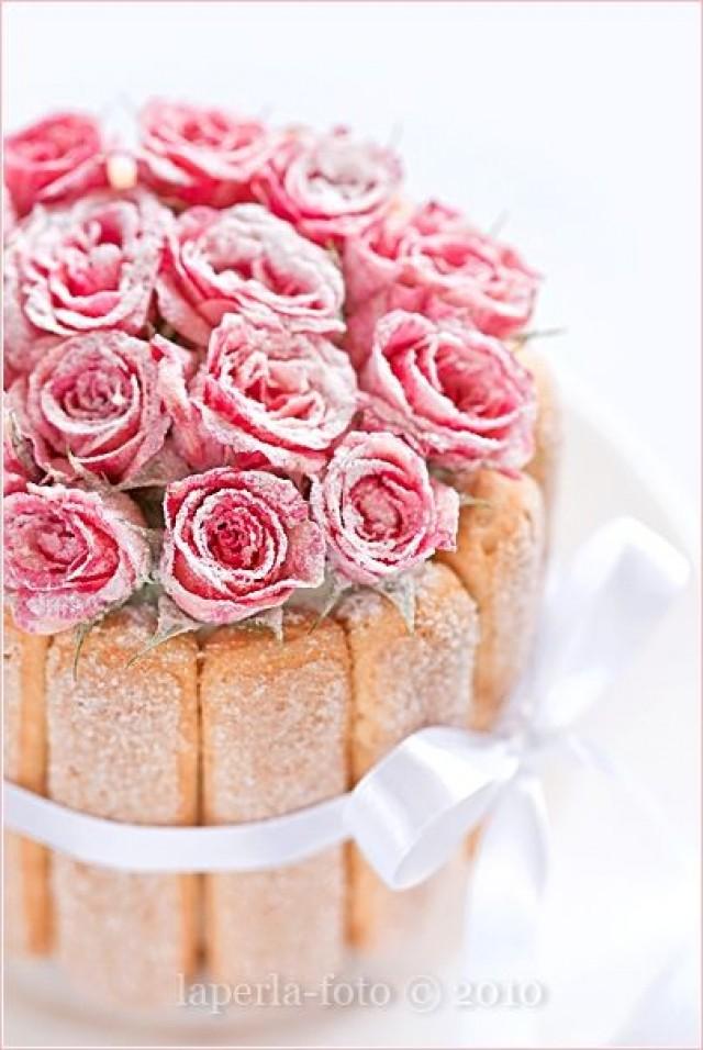 Wedding Cakes Cake With Edible Sugared Roses 2049282 Weddbook