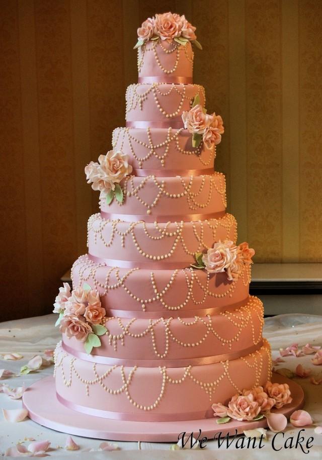 wedding photo - 8-layered wedding cake with edible pearls