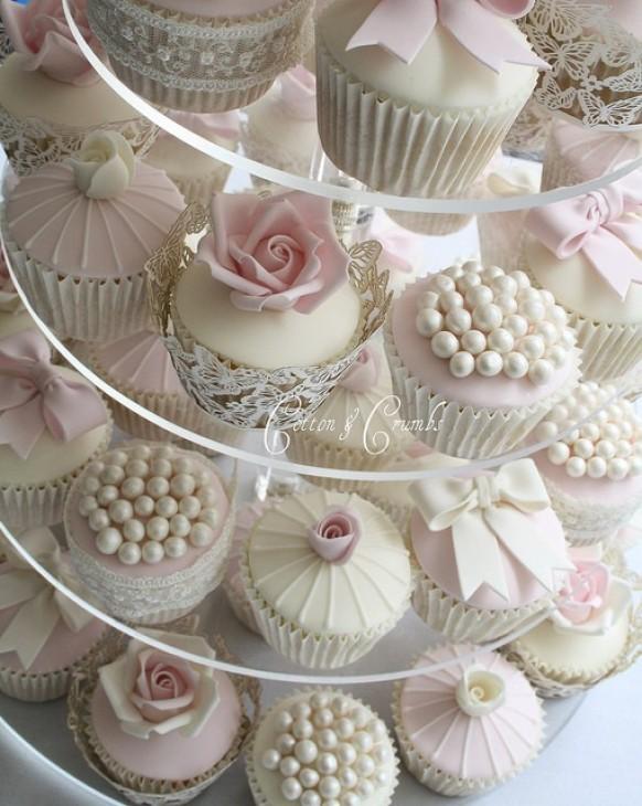 wedding photo - Специальные свадебные Yummy Cupcakes
