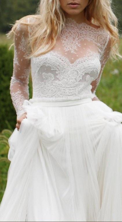 Wedding - Wedding dress with lace patterns
