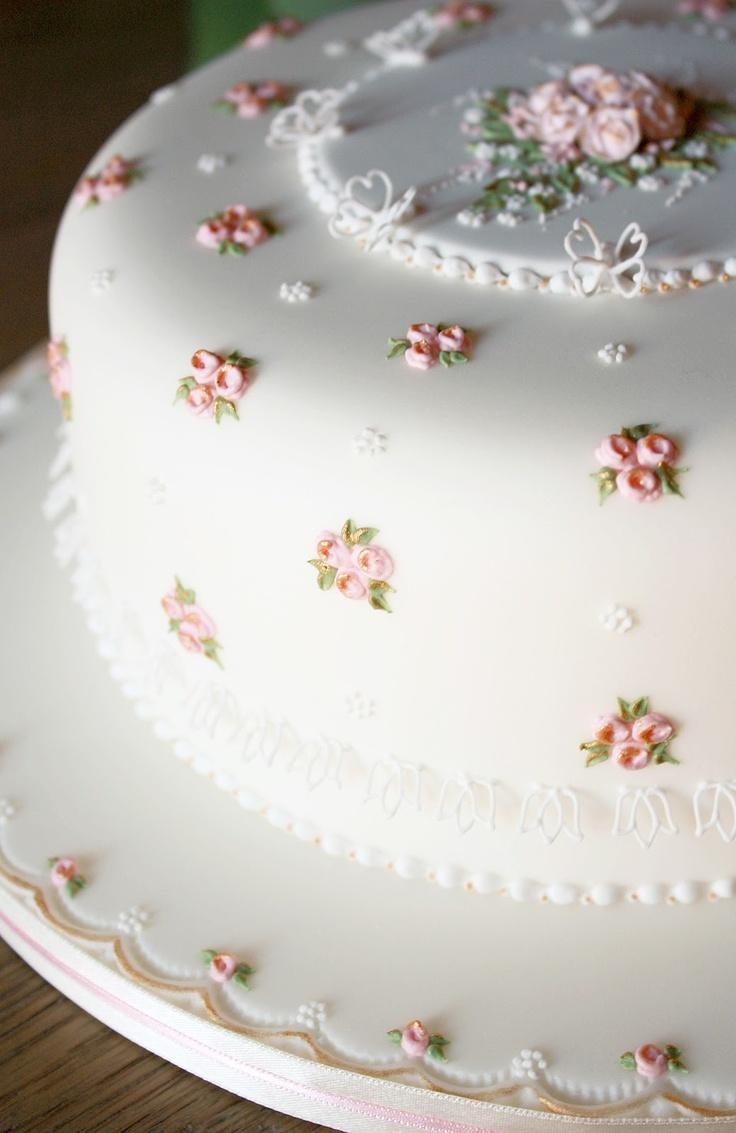 Wedding - Cake Me, Eat Me