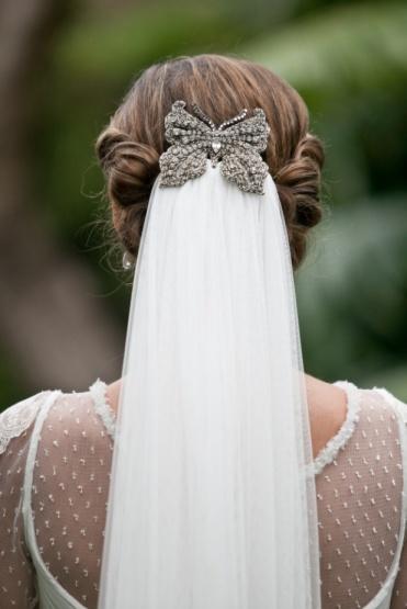 Wedding - White wedding veil to be tied with hairs