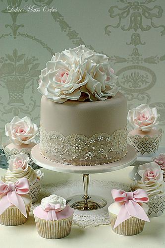 Wedding - Roses And Lace