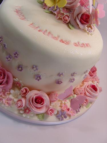 Mariage - Rose de gâteau d'anniversaire