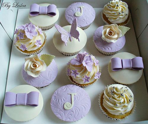 Hochzeit - Lavendel Cupcakes