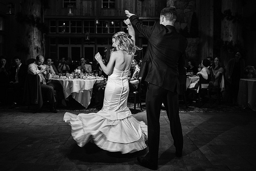 زفاف - الغزلان وادي الزفاف - أول الرقص