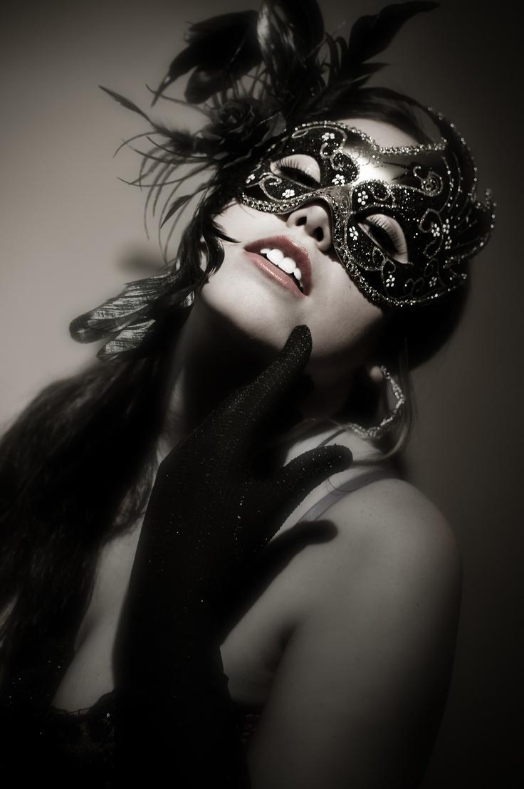 Mariage - Masquerade ..