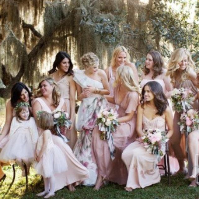 زفاف - Pin By Crystal Brooch Bouquets Inc. On The Bridesmaids Dresses 