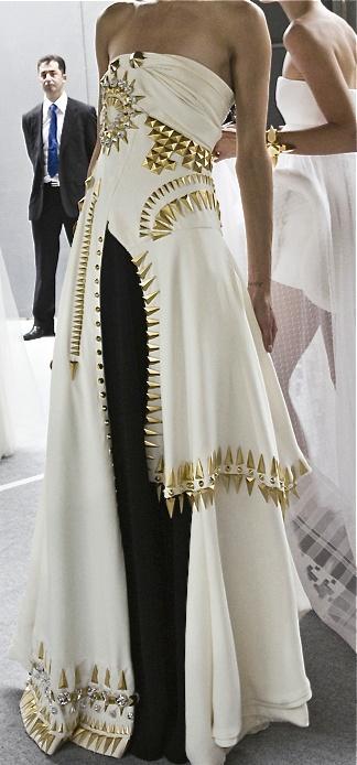زفاف - Elegant Studs By Givenchy Haute Couture 