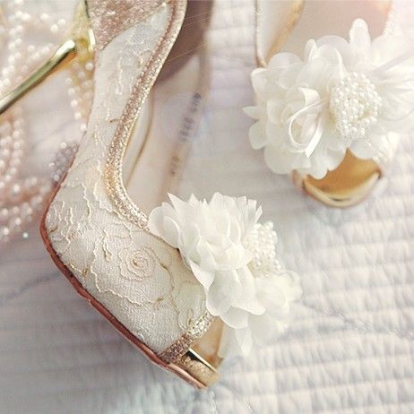 Wedding - Wedding Shoes with an attractive white flower