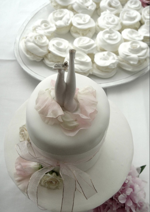 Wedding - Wedding Cake decorated with the beautiful white ribbon