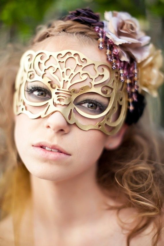 Wedding - Halloween Mask In Gold Leather paired with the hair accessory.