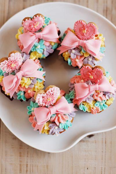 Wedding - Beautiful Cupcakes. 