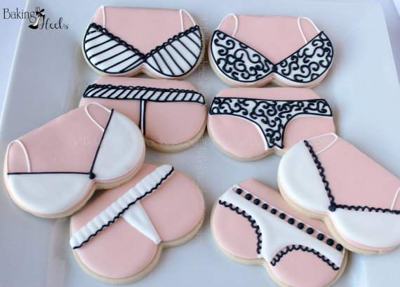 Mariage - Bra and Panty Decorated cookies -  Valentine's cookies