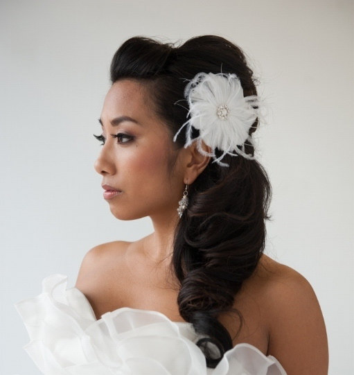 Hochzeit - Bridal, White Feather Fascinator - SIMONE - New