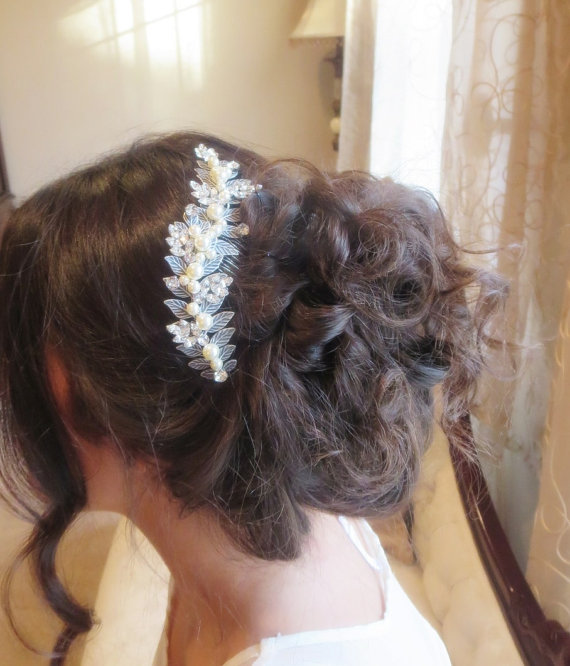 زفاف - Wedding headpiece, Bridal hair comb, Swarovski crystal headpiece, Pearl hair comb, Vintage headpiece, Leaf headpiece, Hair accessory - New