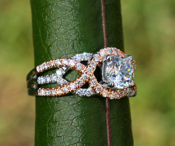 Свадьба - lovely diamond Engagement Ring