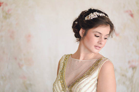 Свадьба - Handwired Gold color bridal headband
