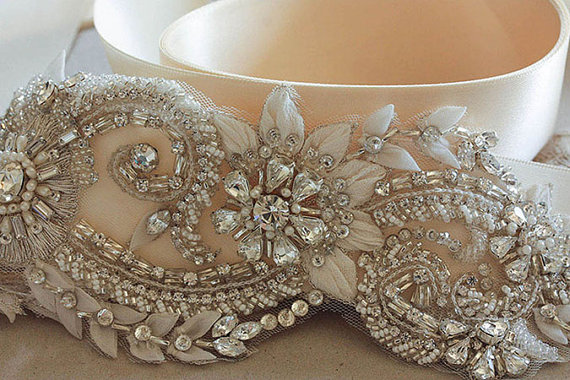 زفاف - Bridal dress sash in offwhite, ivory and silver  - Malta 17 inches ( Made to Order) - New