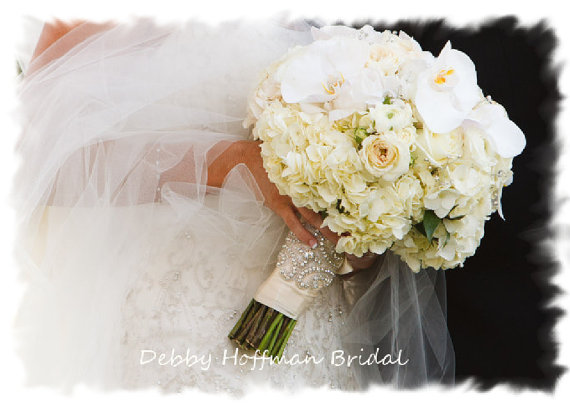 Hochzeit - Beaded Rhinestone Crystal Bridal Bouquet Wrap, Jeweled Bouquet Cuff, Crystal Bouquet Wrap, Rhinestone Cuff, No. 1101BW, Wedding Accessories - New