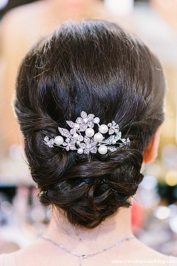 زفاف - Bridal Hair Comb,  Wedding Head Piece,  Crystal and Pearl Haircomb, Wedding Hair Accessory - New