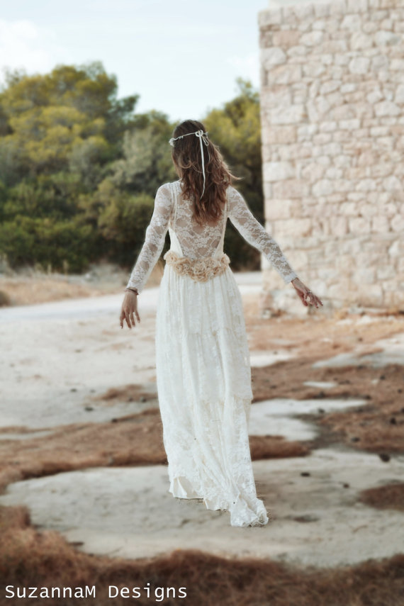 زفاف - Ivory Lace Bohemian Wedding Dress Long Bridal Wedding Gown Handmade by SuzannaM Designs - New