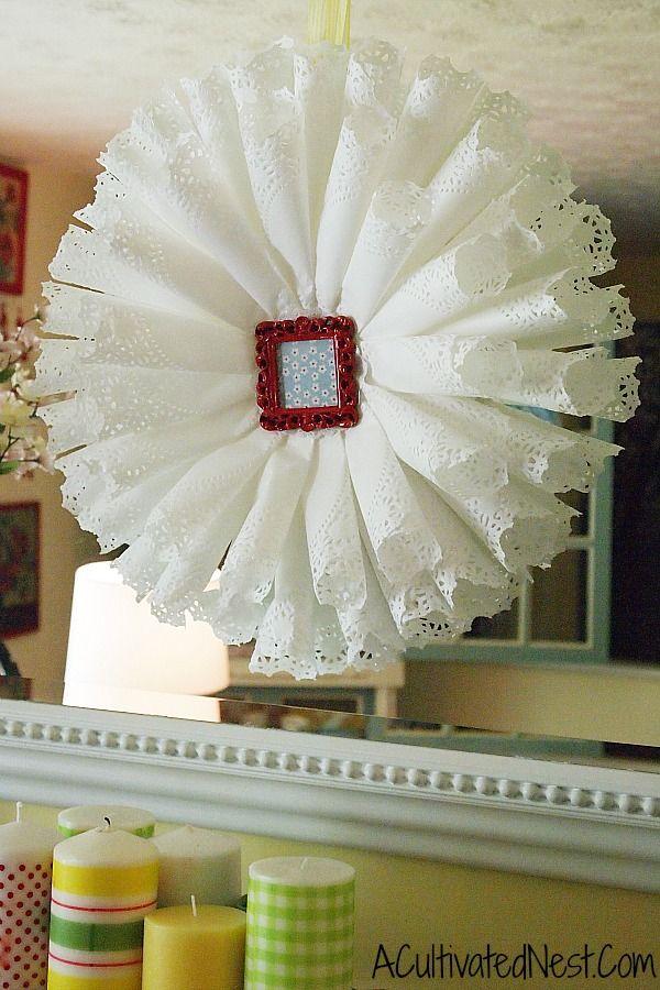 Свадьба - DIY Paper Doily Wreath