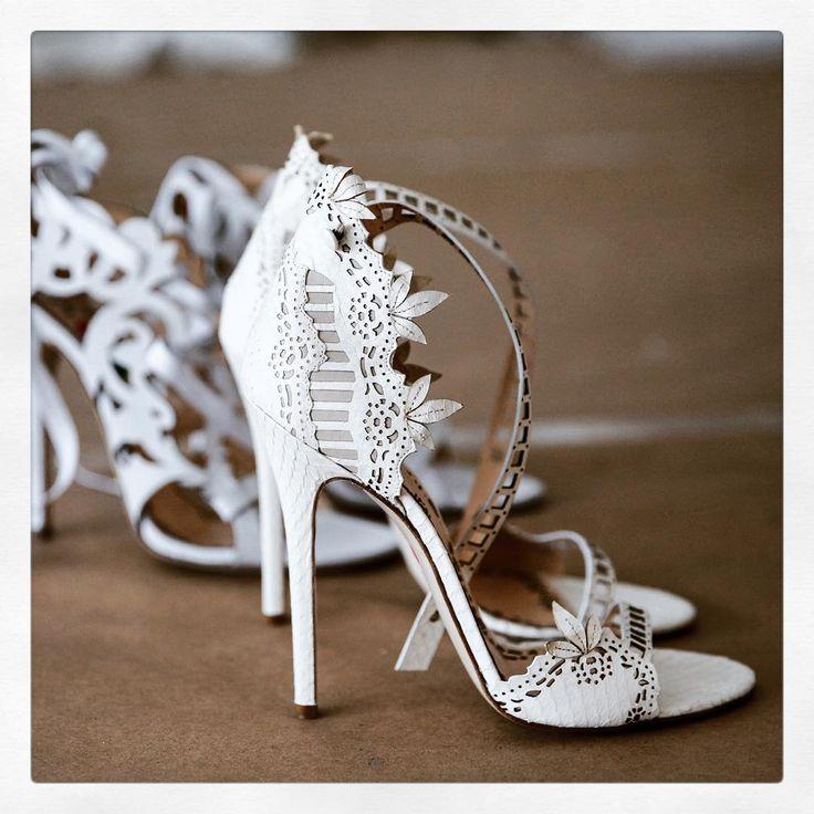 زفاف - Marchesa On Instagram: “With Every Step. X Perfect  To Go With Every Wedding Dress. Find Your Perfect Wedding Dress At The @chernayabridal Trunk Show…”
