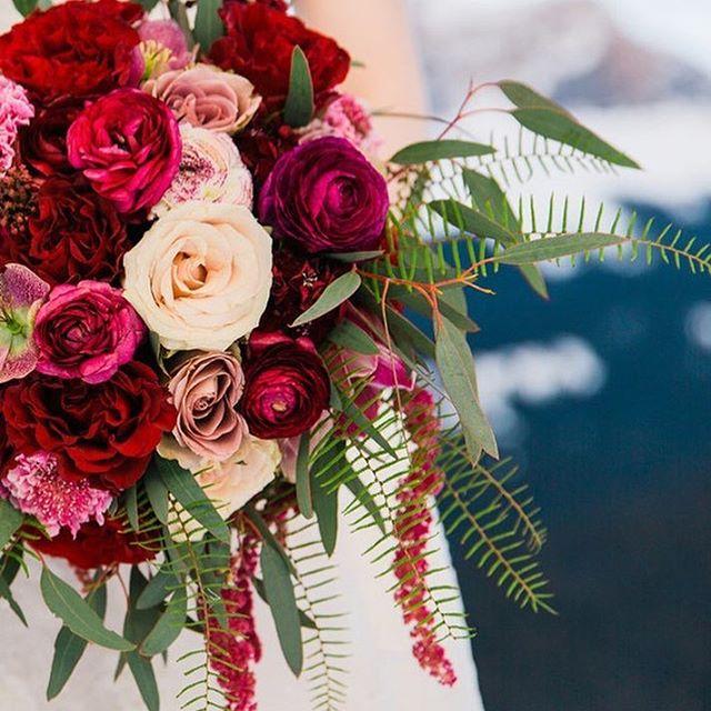 زفاف - Red Bouquet