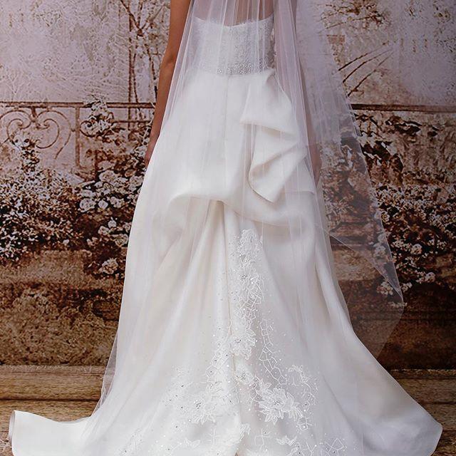 Hochzeit - Floral Bridal Dress