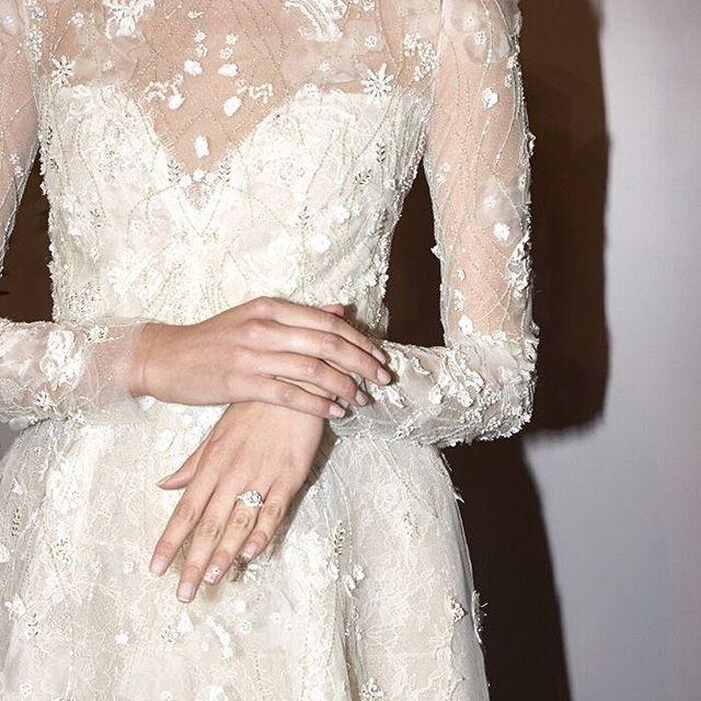 Hochzeit - White wedding dress