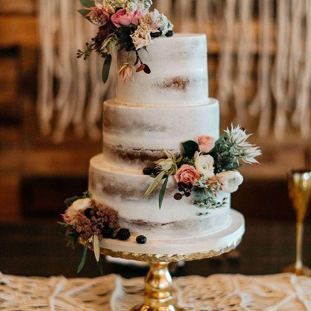 Hochzeit - Four Layered Cake