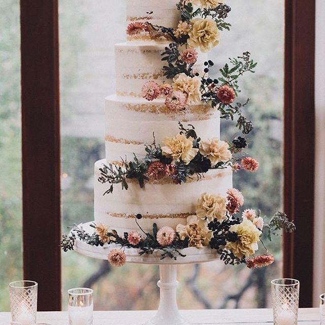 زفاف - 100 Layer Cake