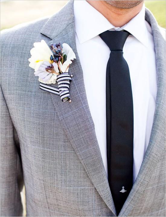 Wedding - Black&white Boutonniere  for Groom 