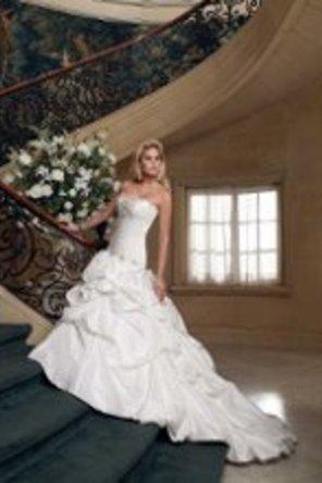 زفاف - Mon Cheri Bridals