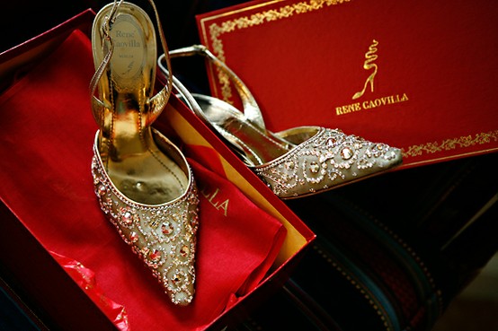 http://s4.weddbook.com/t4/7/9/6/796541/sparkly-wedding-shoes.jpg