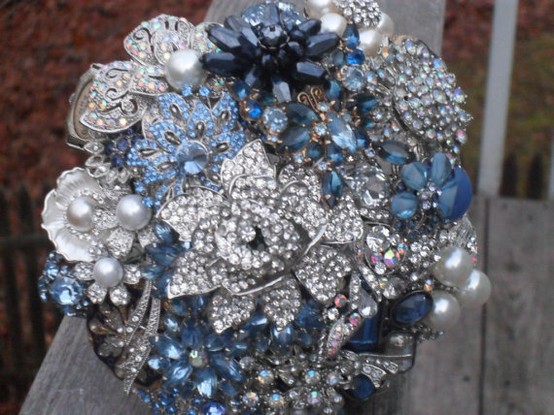 Wedding - Vintage Wedding Bouquet ♥ Handmade Custom Vintage Brooch Wedding Bouquet