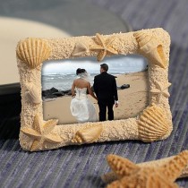 wedding photo - Beach-themed Photo Frames wedding favors