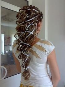 wedding photo - Loose Curly Ponytail Wedding Hairstyle with Ribbon and Baby's Breath 