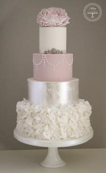 wedding photo - Silver Leaf & Ruffles Cake