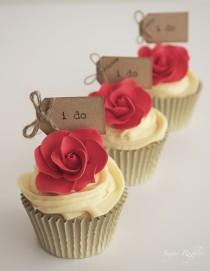 wedding photo - وردة حمراء الكعك