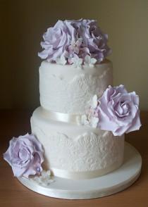 wedding photo - Roses lilas et dentelle