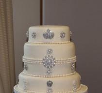 wedding photo - Bling Cake