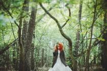 wedding photo - Profondément dans la forêt