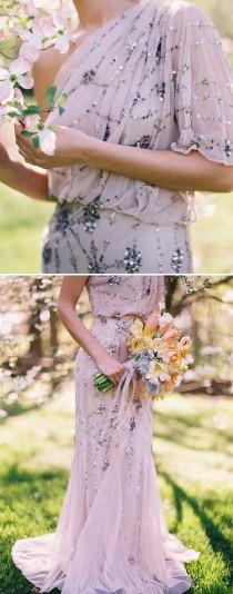 wedding photo - Beautiful Clothes