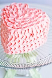 wedding photo - Mouth-Watering Pink Heart Ruffle Cake