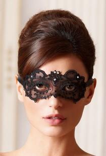wedding photo - Classy black masquerade wedding lace mask