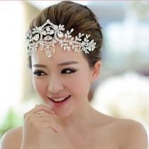 wedding photo - Bridal Rhinestone Crystal Dangle Topknot Necklace Forehead Deco Headpiece NR431