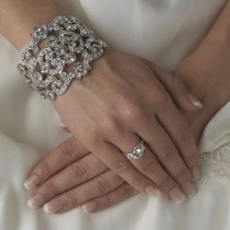 wedding photo - Silver Plated Rhinestone Diamante Bridal Wedding Prom Cuff Bracelet