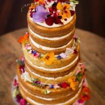 wedding photo - Polka Dot Cake